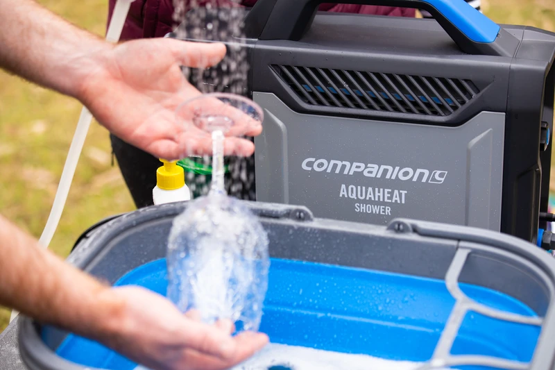 COMPANION AquaHeat Lithium Gas Shower 10 COMPANION AquaHeat Lithium Gas Shower - Image 10