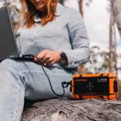 WILDTRAK Jumpstarter S4000 A37 Wireless Charging 15W 28800mAh -Camping Gear 37 71c647f6 c592 4ce8 a4bd 16206cb04909